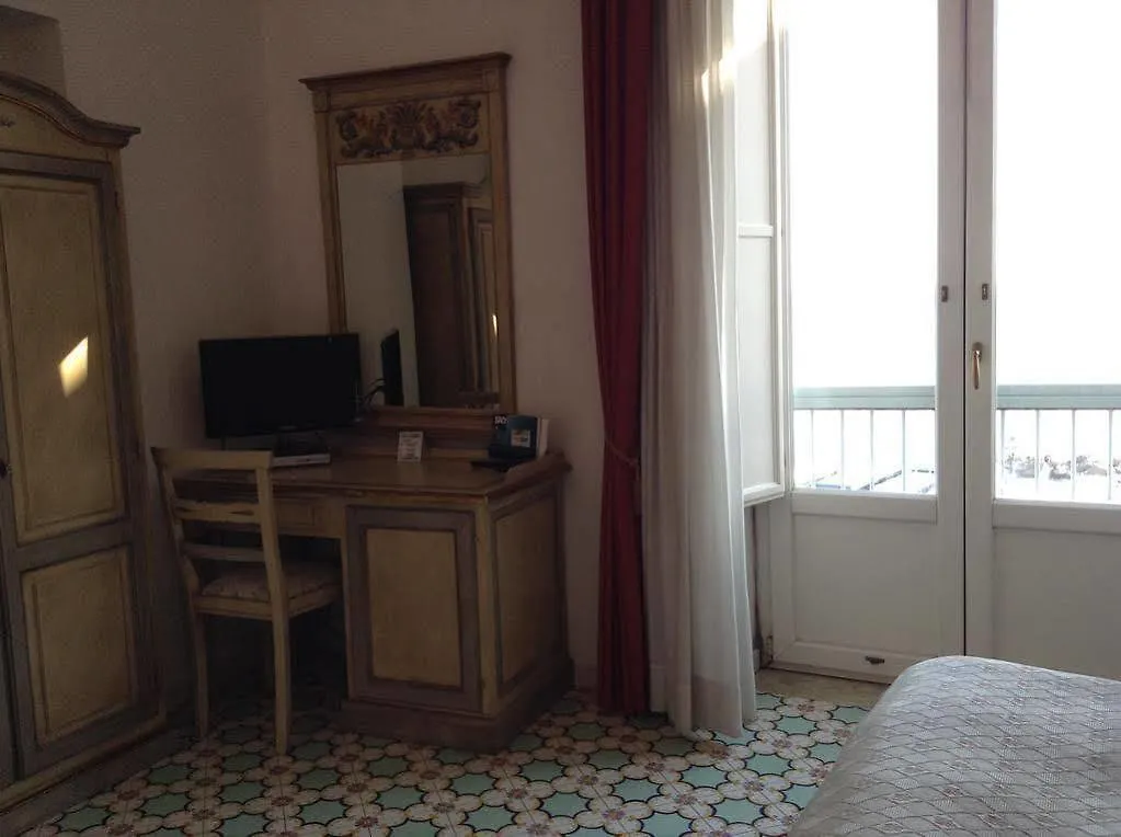 Hotel Lidomare Амальфи